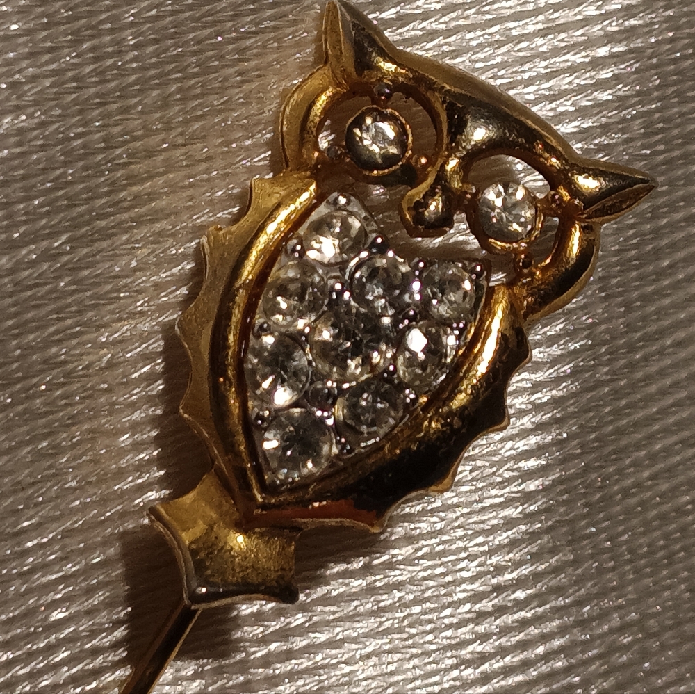 Vintage gold tone rhinestone owl stick pin - Picture 12 of 12